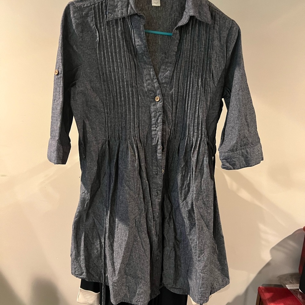 Vix Gray Pleated Bib Collar Tunic